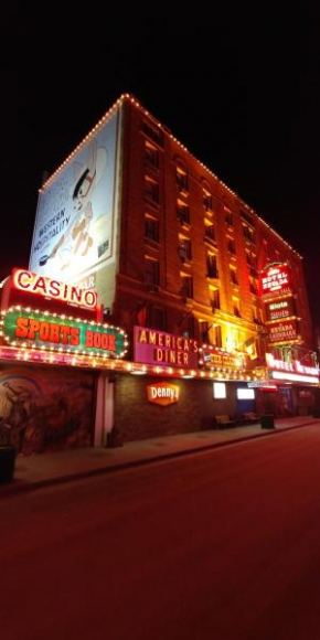 Гостиница Hotel Nevada & Gambling Hall  Или